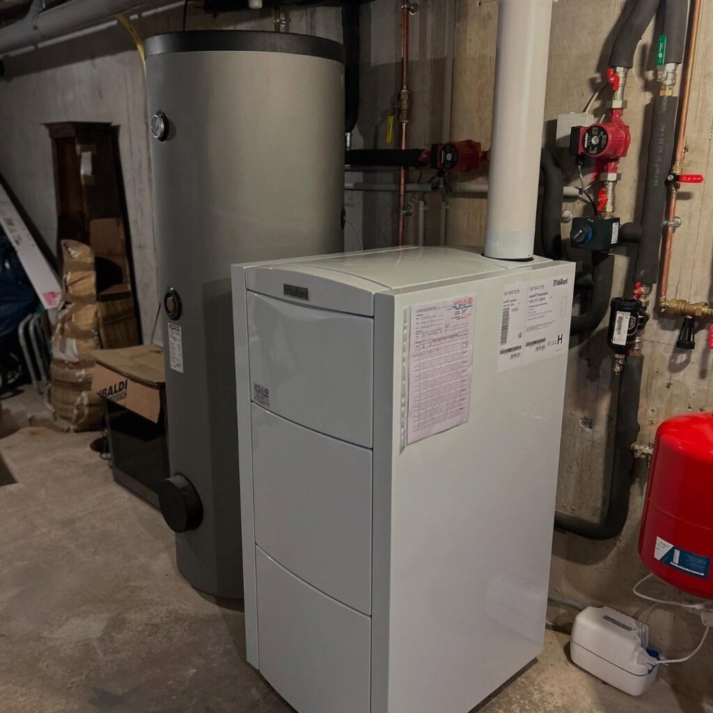 Chaudière gaz à condensation VAILLANT installée dans la cave, à Wihr-au-Val